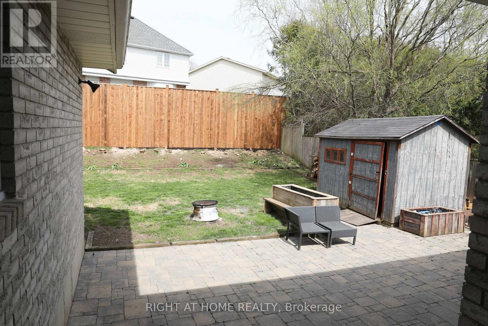 516 Springbank Avenue N, Woodstock, Ontario  N4T 1H1 - Photo 22 - X12650310