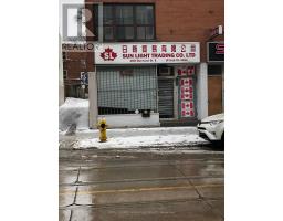 608 GERRARD STREET, Toronto, Ontario