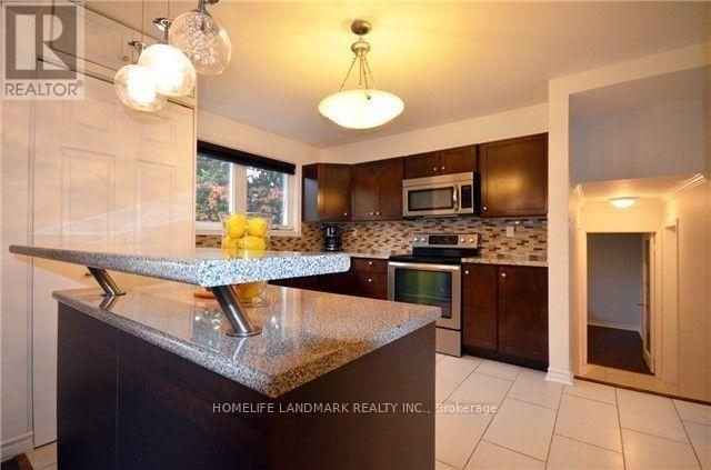 55 Waddington Crescent, Toronto, Ontario  M2J 2Z9 - Photo 9 - C12650312