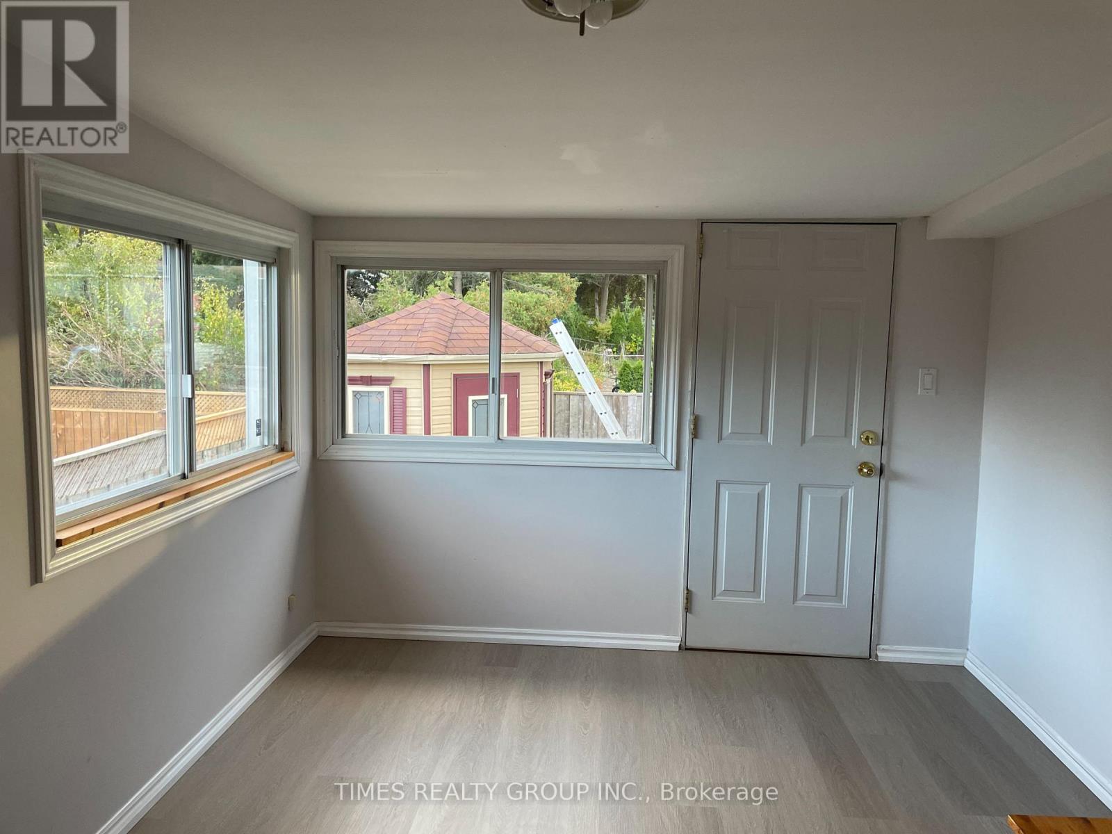 Main - 3346 Ivernia Road, Mississauga, Ontario  L4Y 3E8 - Photo 17 - W12650308