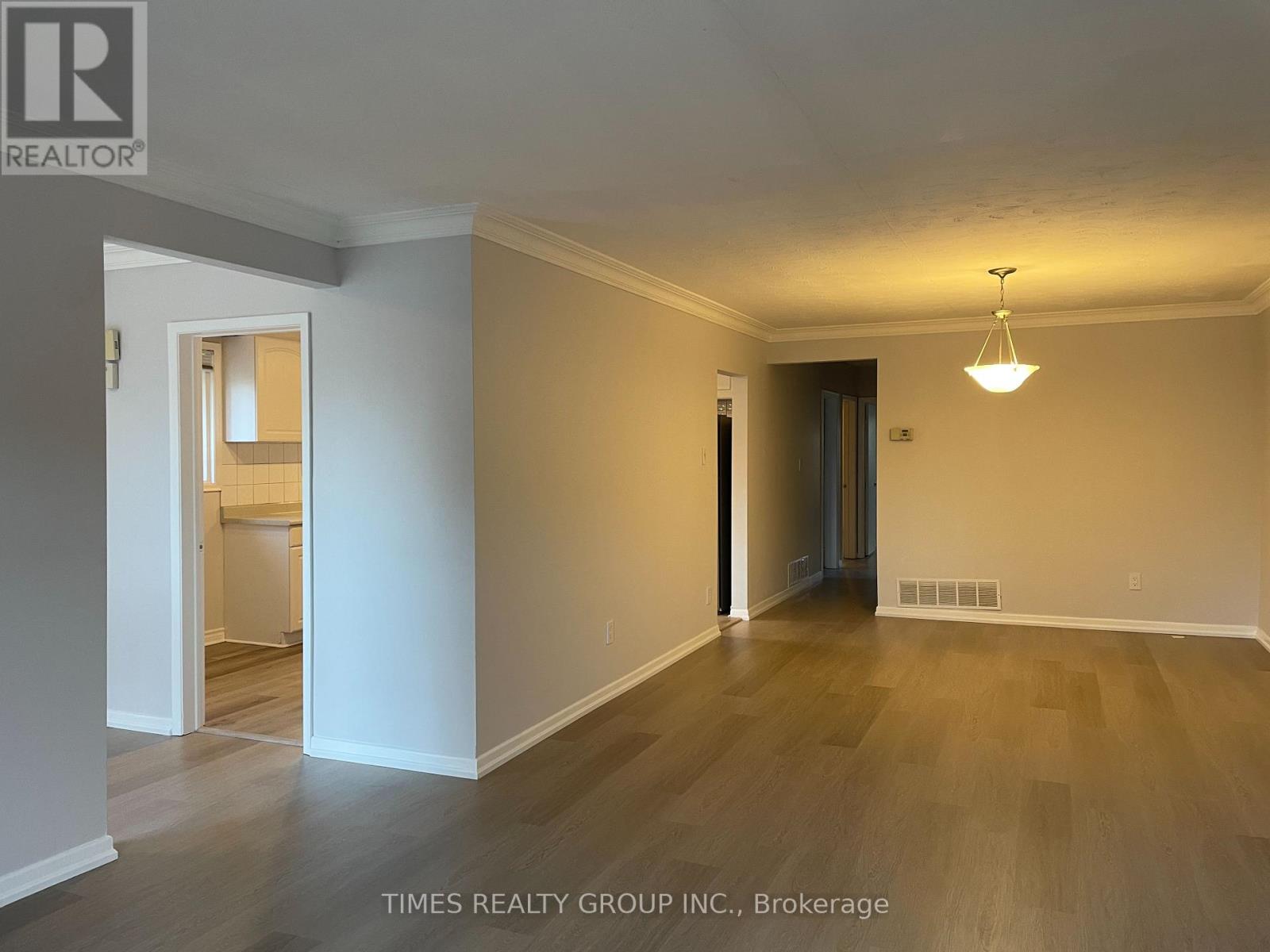 Main - 3346 Ivernia Road, Mississauga, Ontario  L4Y 3E8 - Photo 22 - W12650308