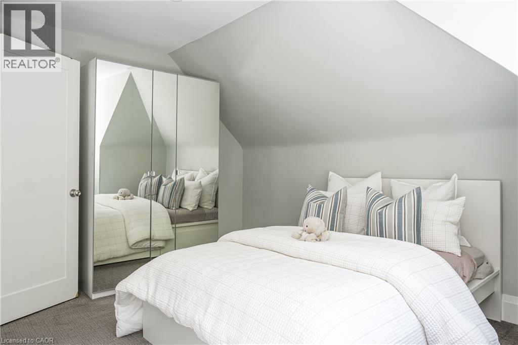 3 Oakwood Place, Hamilton, Ontario  L8S 4C9 - Photo 29 - 40763131