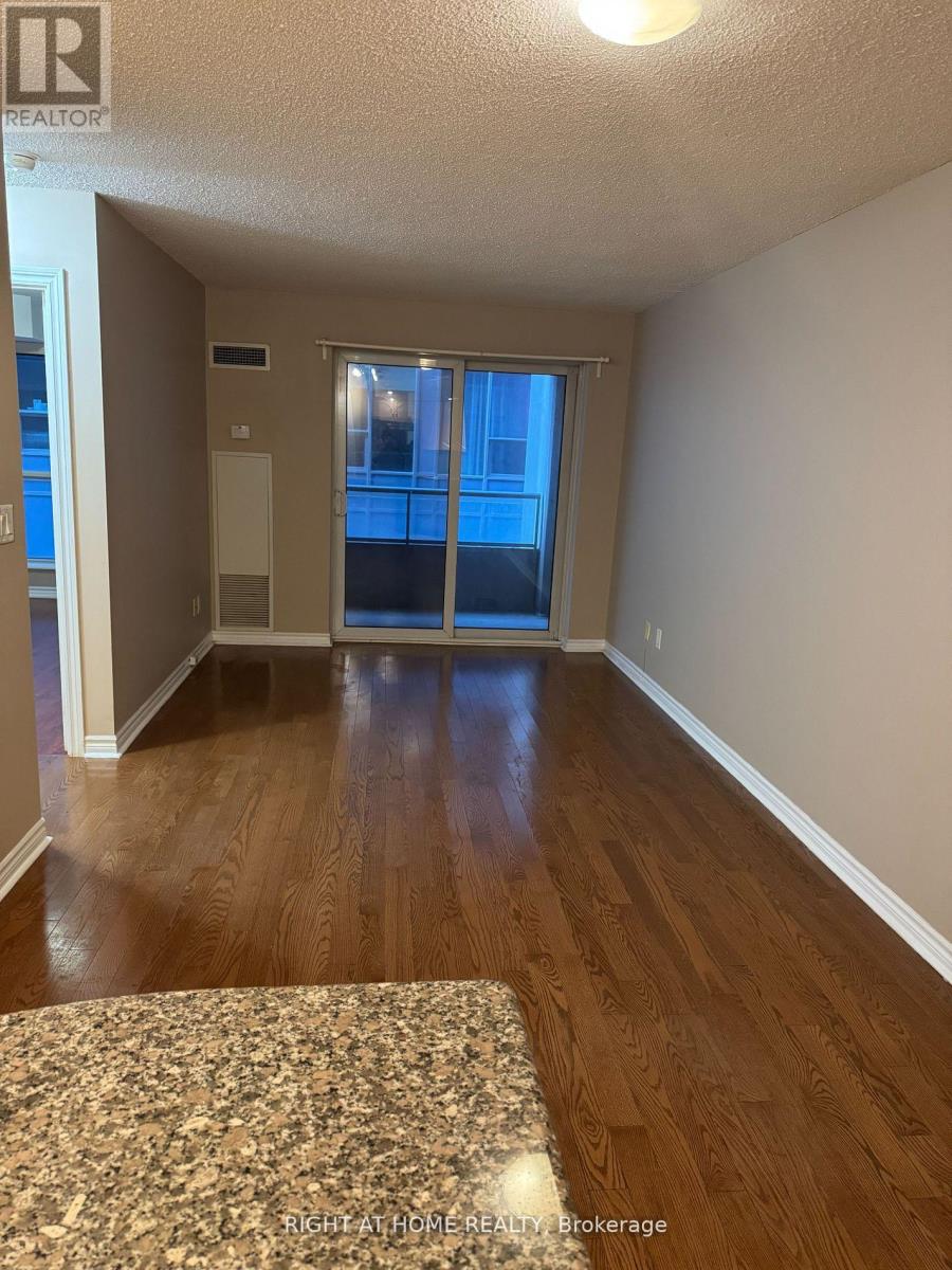 644 - 250 Wellington Street W, Toronto, Ontario  M5V 3P6 - Photo 3 - C12650320