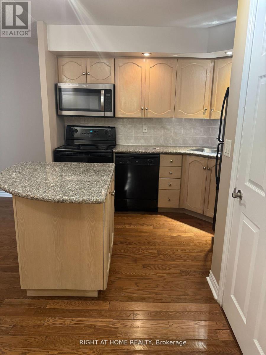 644 - 250 Wellington Street W, Toronto, Ontario  M5V 3P6 - Photo 6 - C12650320