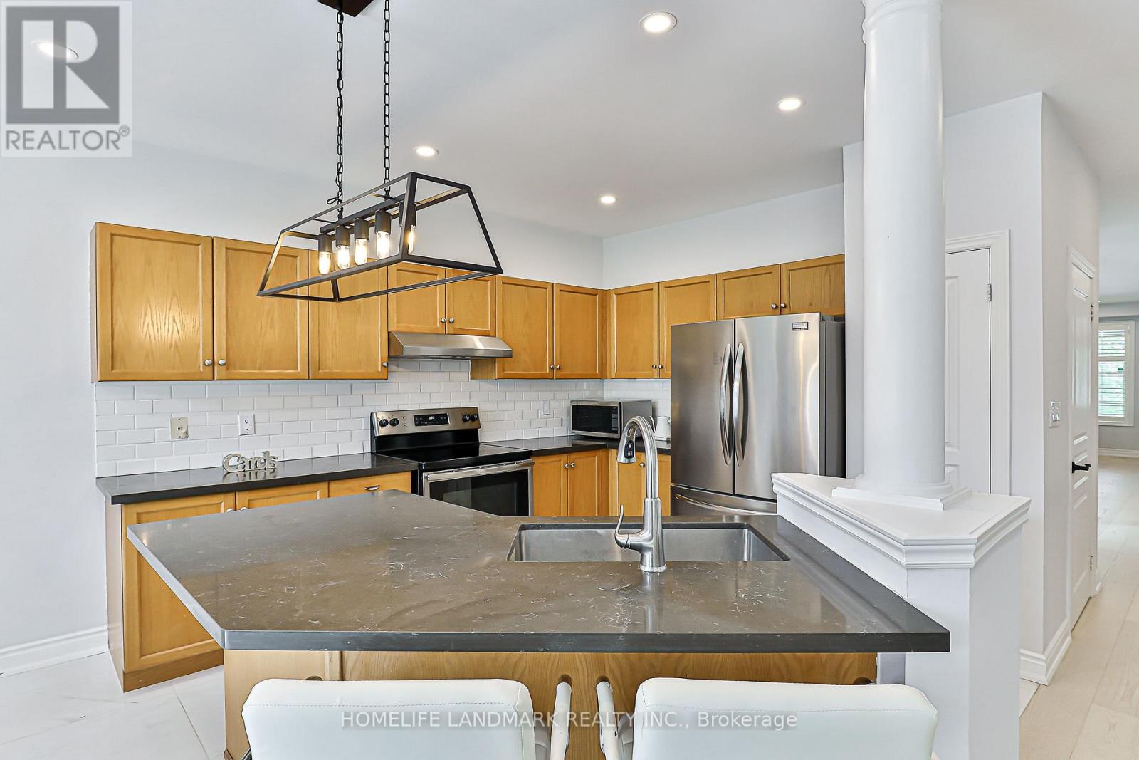 9 Longwood Avenue, Richmond Hill, Ontario  L4E 4B1 - Photo 15 - N12650314