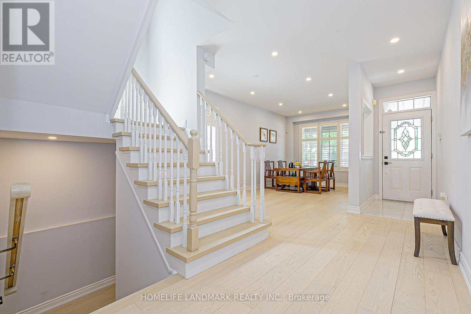 9 Longwood Avenue, Richmond Hill, Ontario  L4E 4B1 - Photo 20 - N12650314