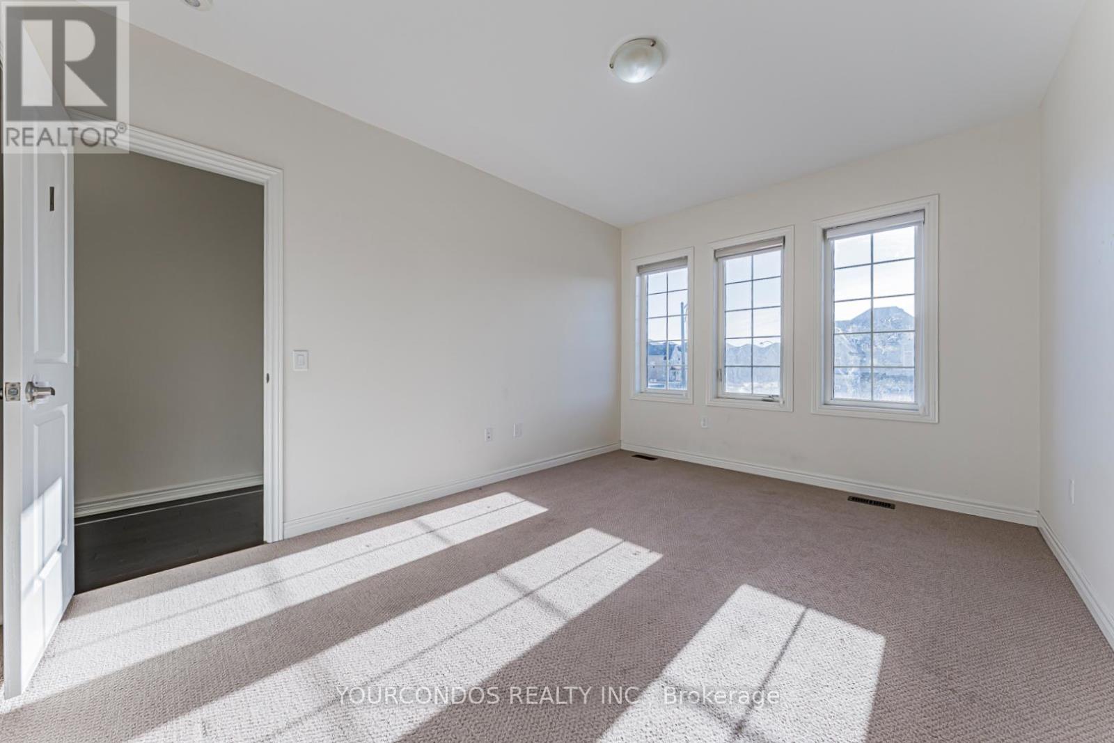 100 Beckett Avenue, East Gwillimbury, Ontario  L9N 0S7 - Photo 31 - N12650316