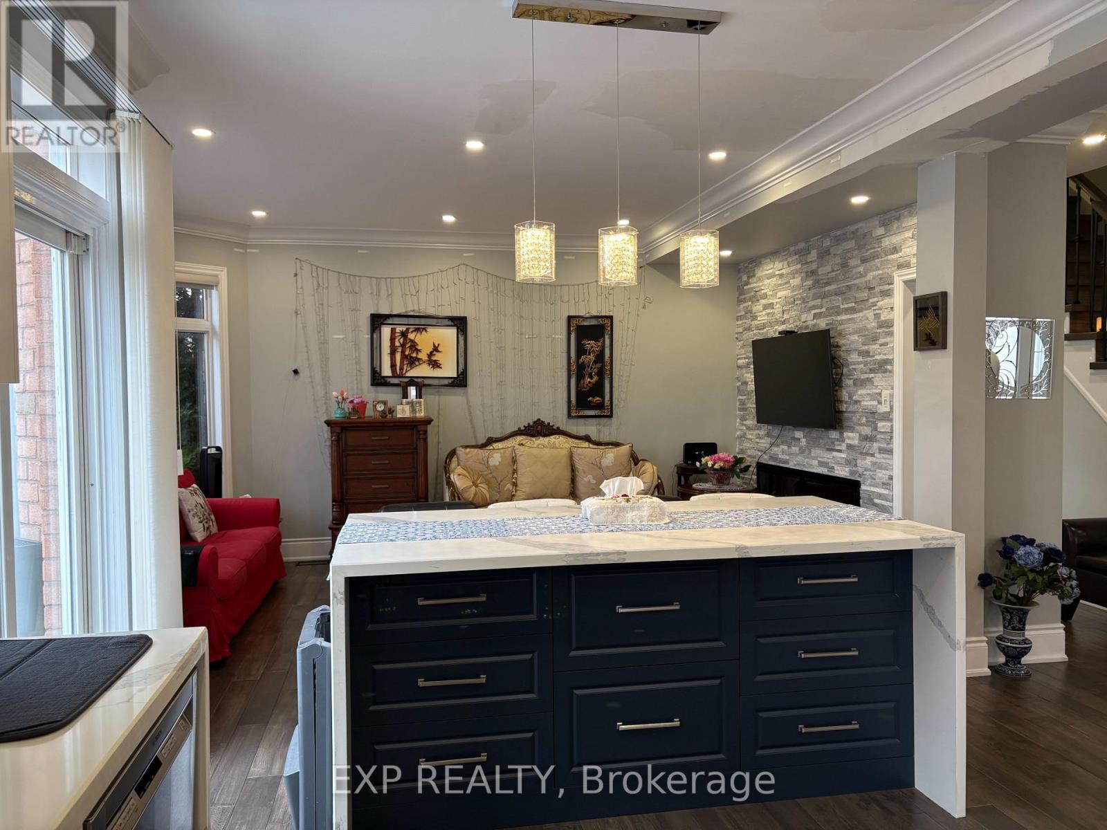 3810 Thomas Street, Mississauga, Ontario  L5M 7G4 - Photo 12 - W12650322