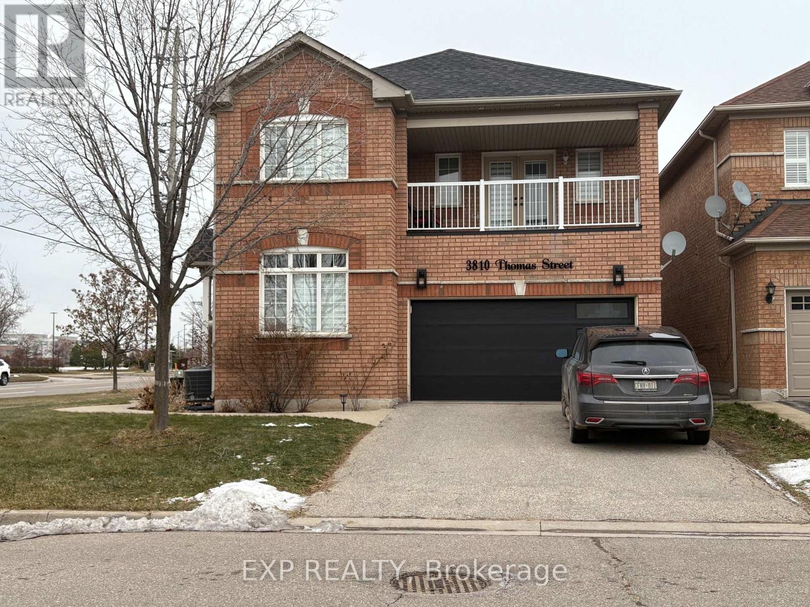 3810 Thomas Street, Mississauga, Ontario  L5M 7G4 - Photo 2 - W12650322