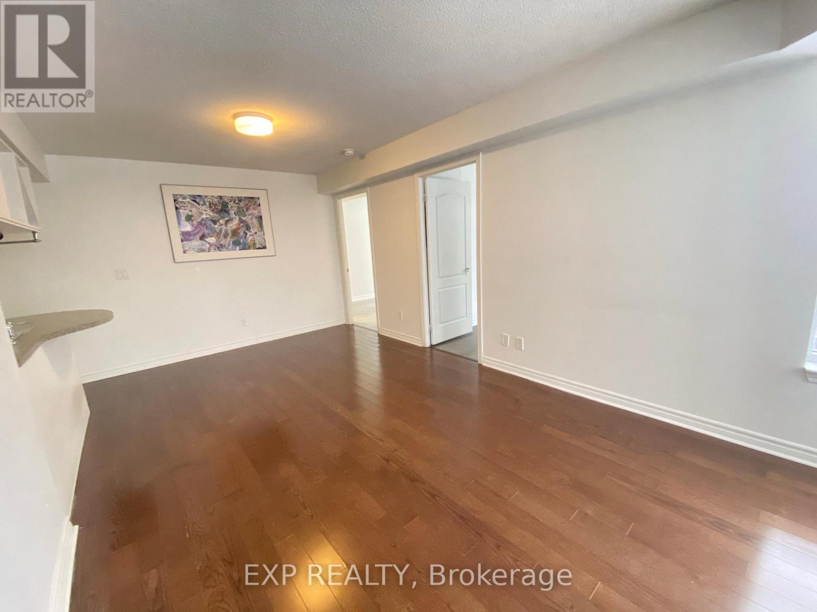 905 - 4090 Living Arts Drive, Mississauga, Ontario  L5B 4M8 - Photo 2 - W12549406