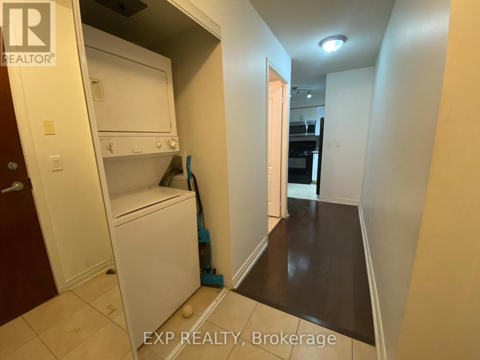 905 - 4090 Living Arts Drive, Mississauga, Ontario  L5B 4M8 - Photo 22 - W12549406