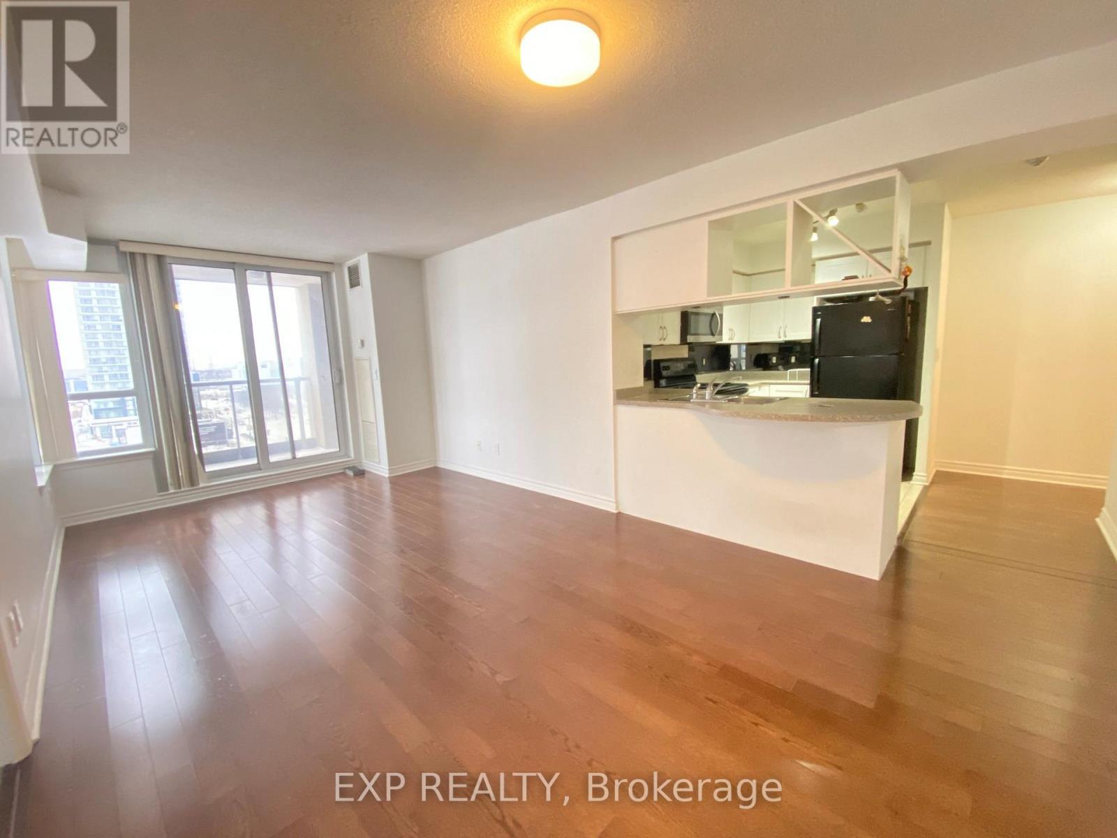 905 - 4090 Living Arts Drive, Mississauga, Ontario  L5B 4M8 - Photo 9 - W12549406