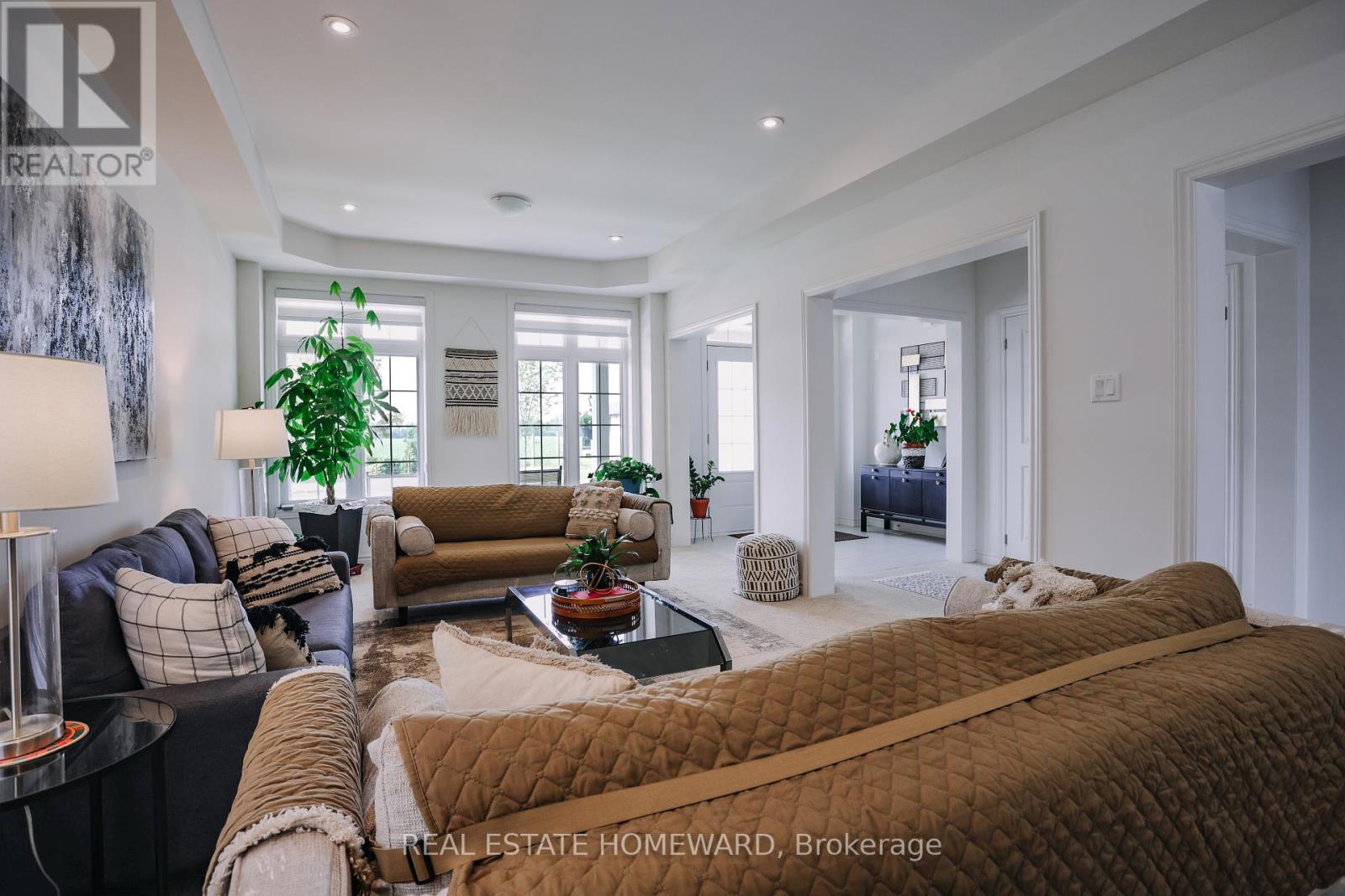 111 Rea Drive, Centre Wellington, Ontario  N1M 2W3 - Photo 4 - X12304746