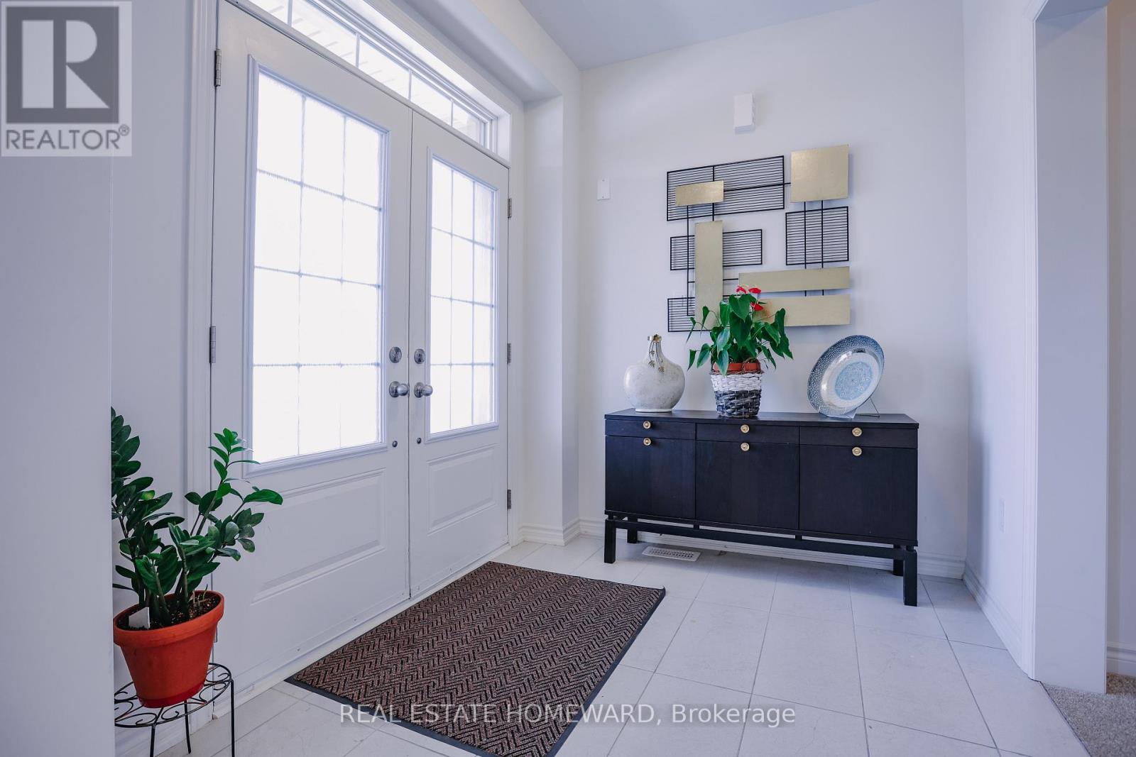 111 Rea Drive, Centre Wellington, Ontario  N1M 2W3 - Photo 6 - X12304746