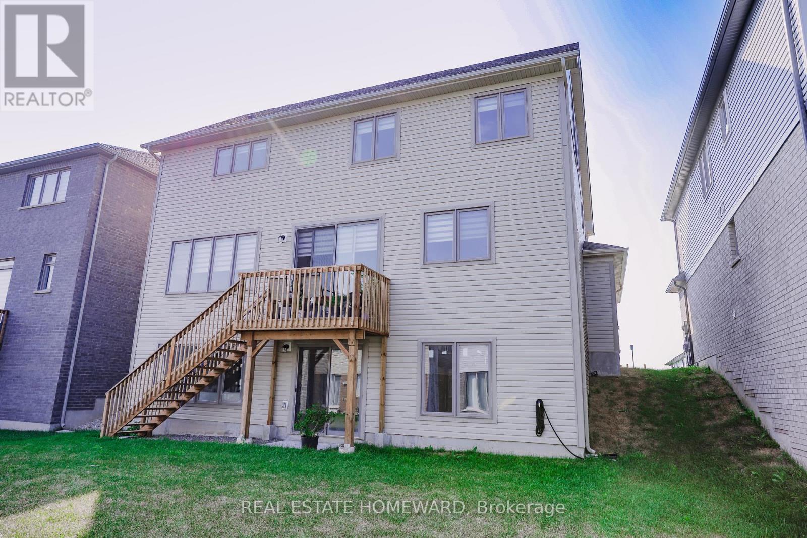 111 Rea Drive, Centre Wellington, Ontario  N1M 2W3 - Photo 43 - X12304746