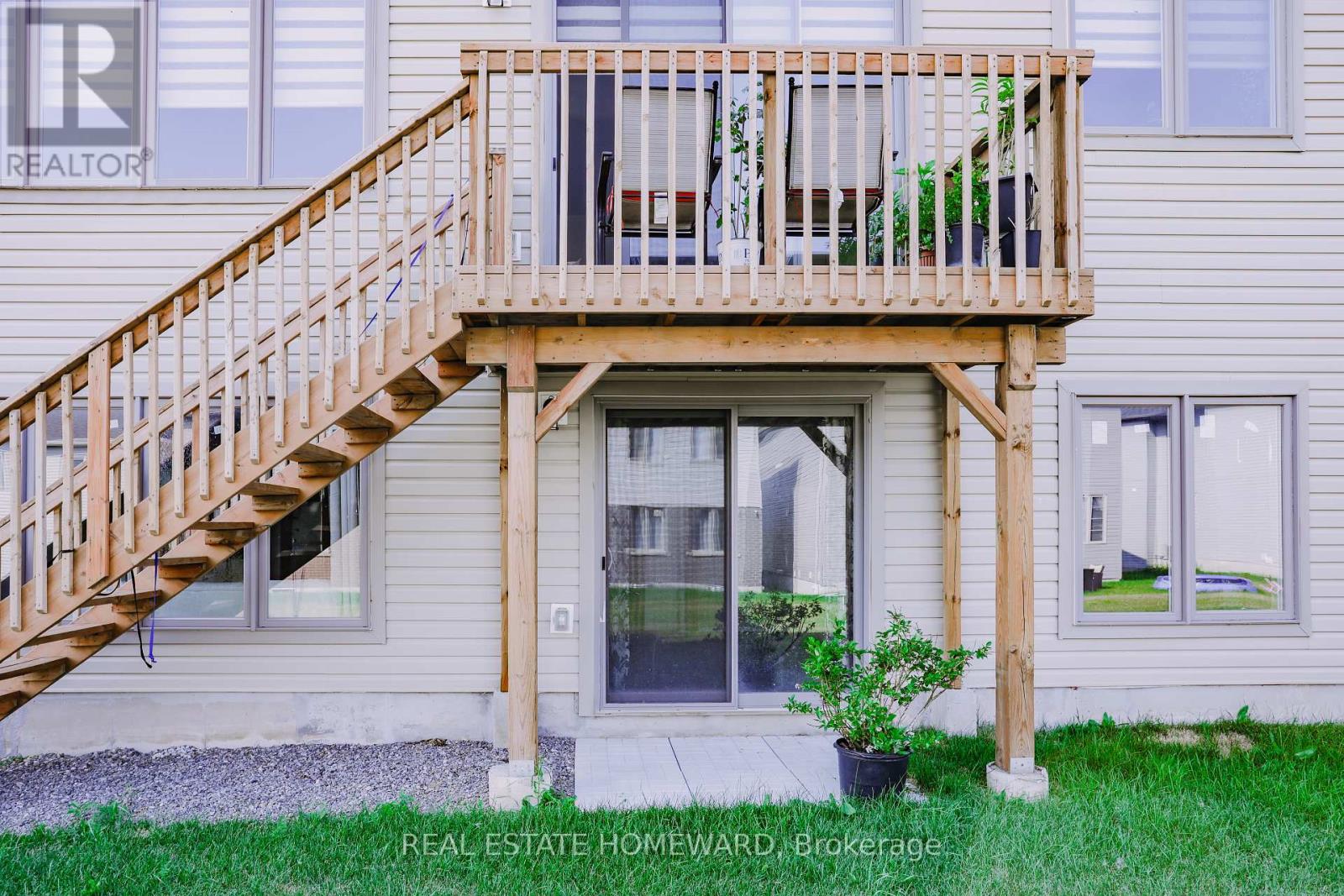 111 Rea Drive, Centre Wellington, Ontario  N1M 2W3 - Photo 41 - X12304746