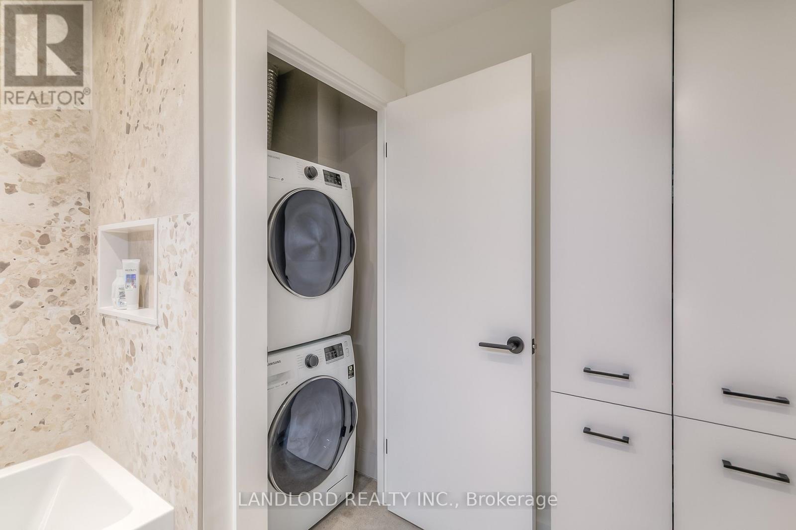 517 - 68 Broadview Avenue, Toronto, Ontario  M4M 2E6 - Photo 17 - E12650346