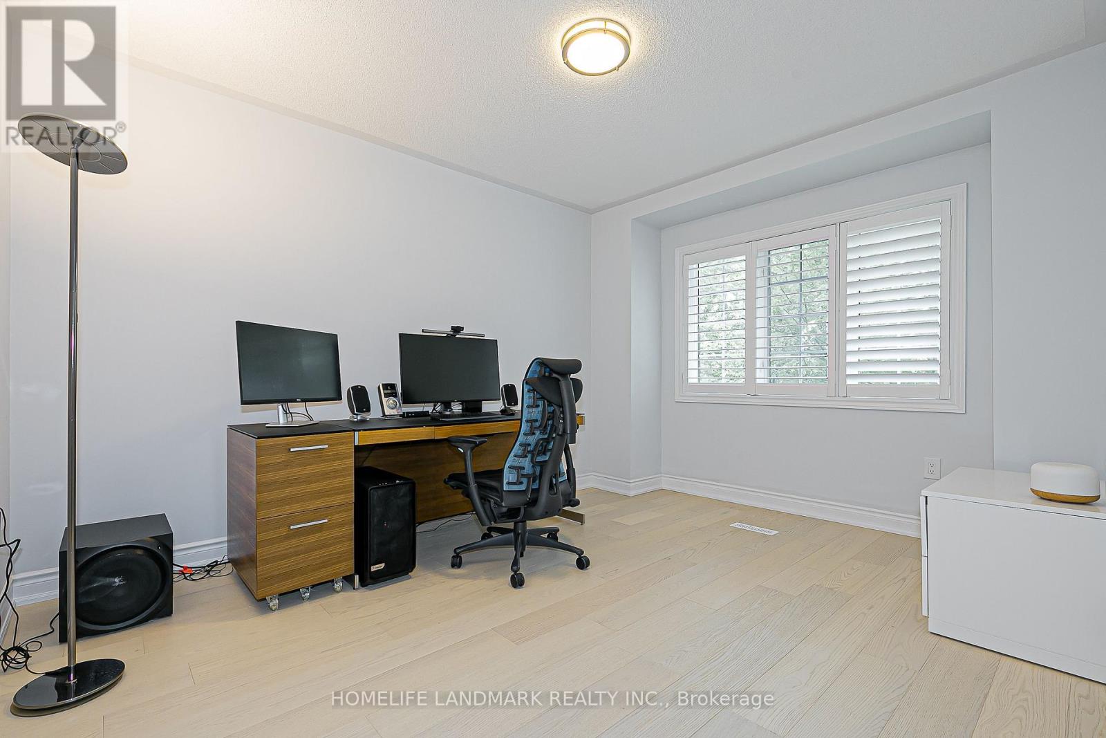 9 Longwood Avenue, Richmond Hill, Ontario  L4E 4B1 - Photo 31 - N12650324