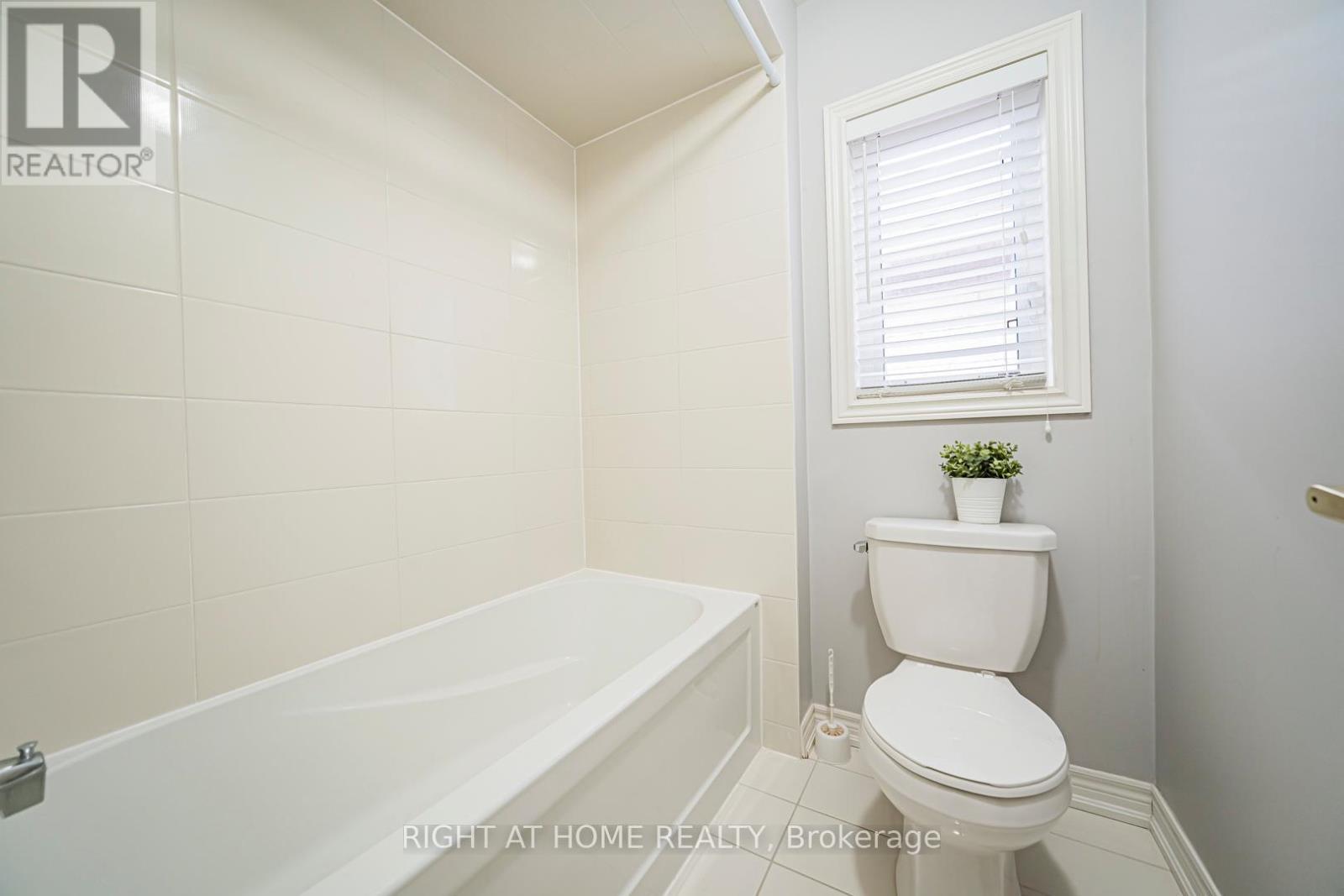 3152 Larry Crescent, Oakville, Ontario  L6M 0T1 - Photo 22 - W12650328