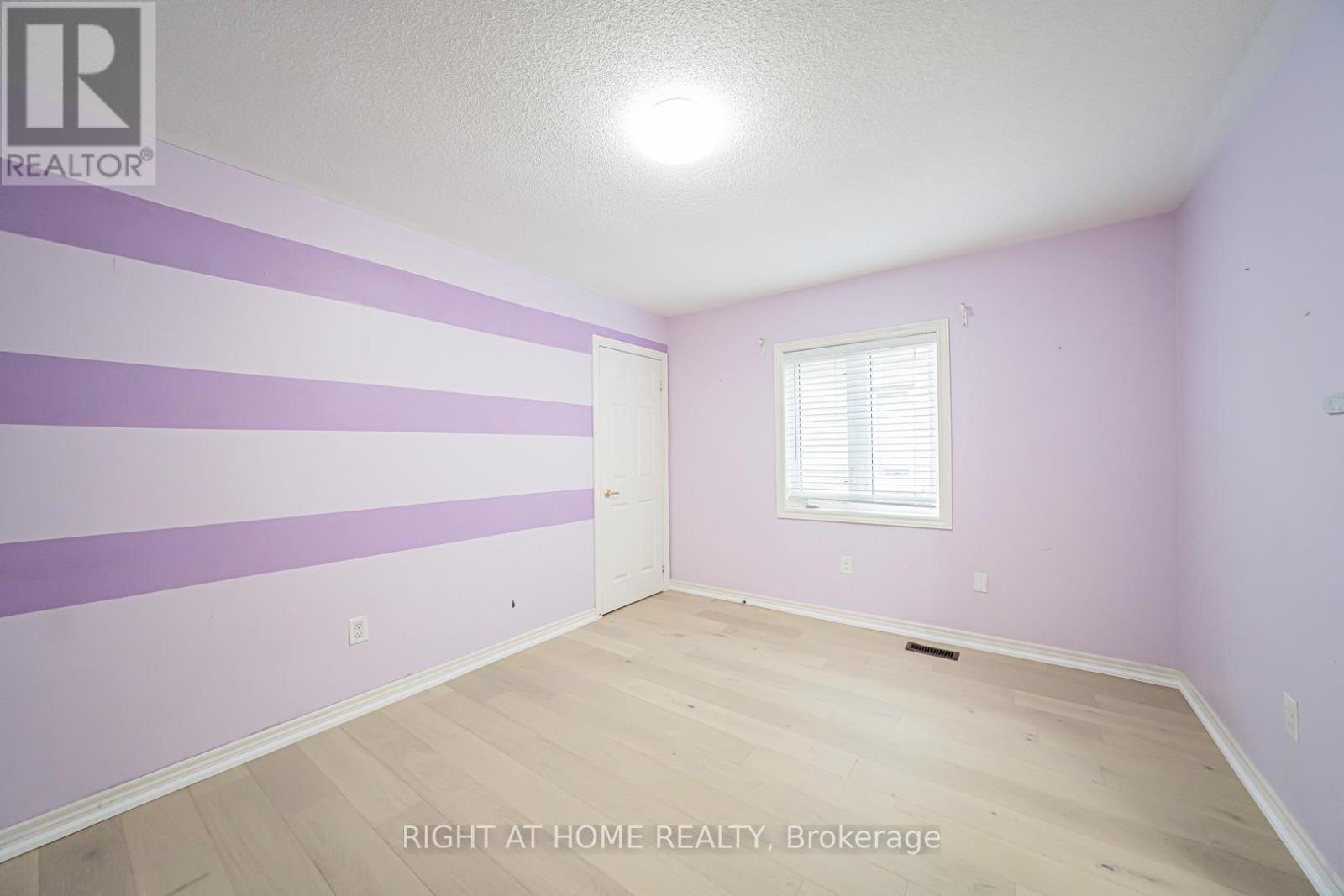 3152 Larry Crescent, Oakville, Ontario  L6M 0T1 - Photo 23 - W12650328