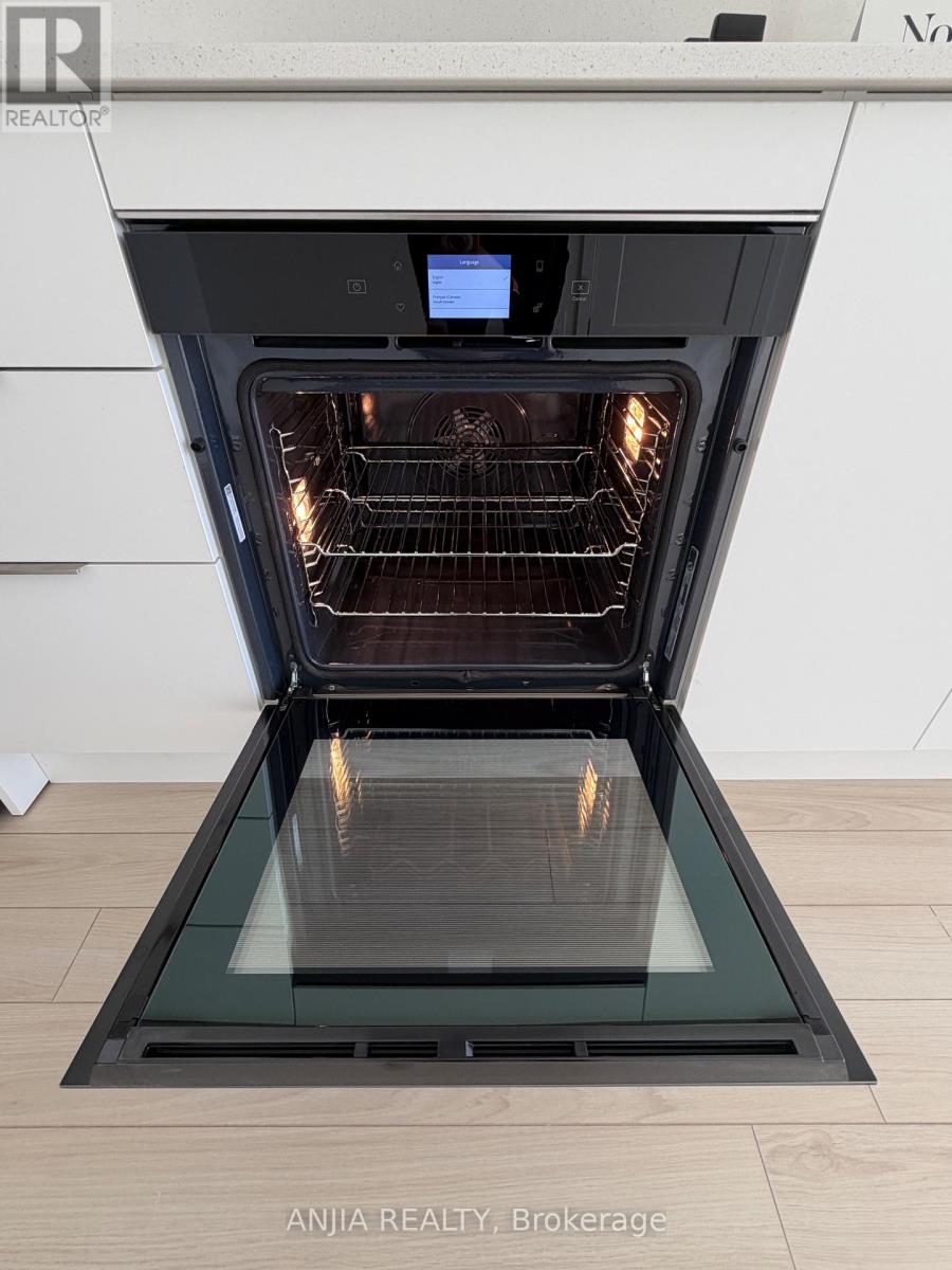 1607 - 3071 Trafalgar Rd Road, Oakville, Ontario  L6H 8C6 - Photo 14 - W12650330