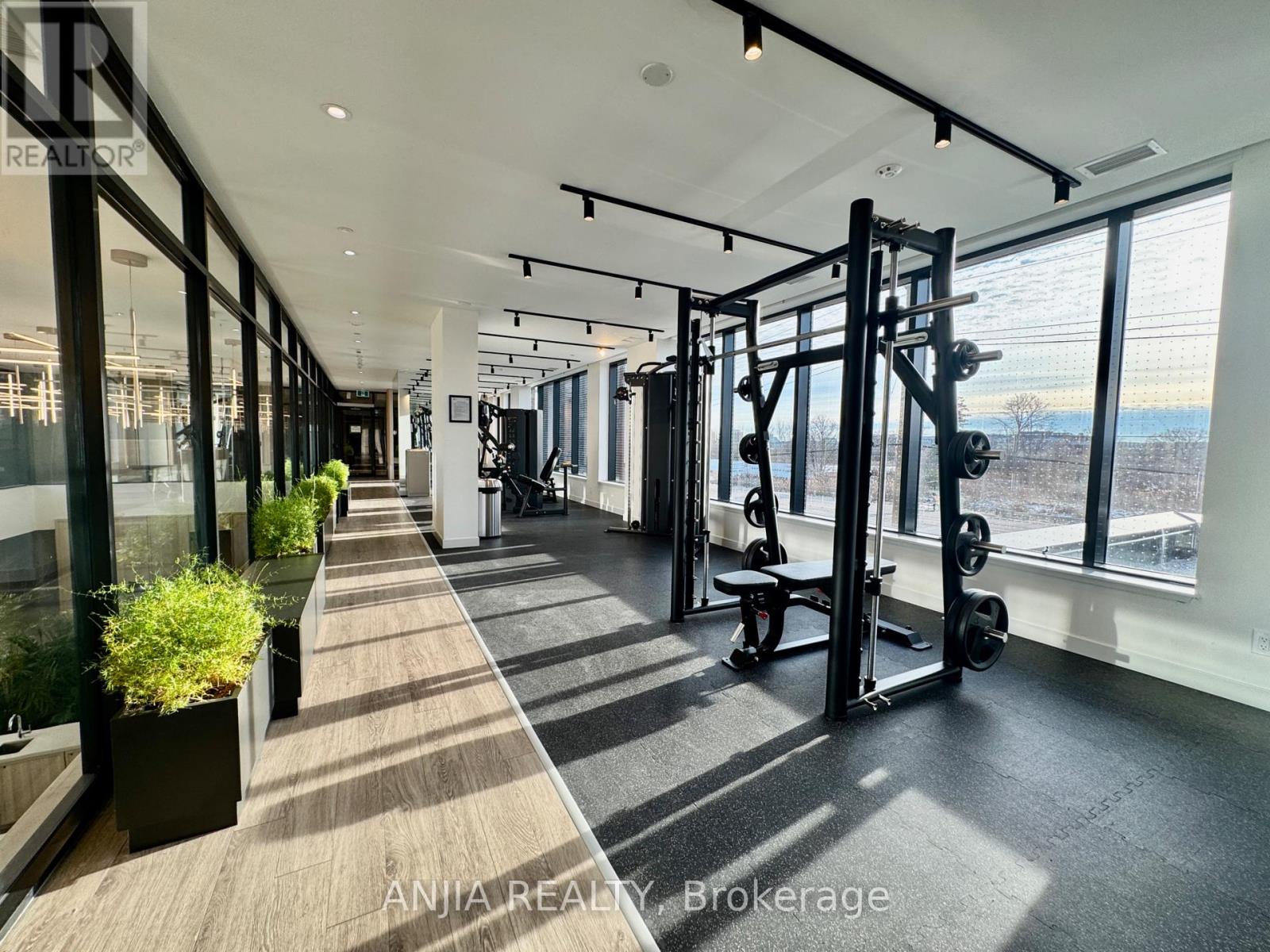 1607 - 3071 Trafalgar Rd Road, Oakville, Ontario  L6H 8C6 - Photo 22 - W12650330