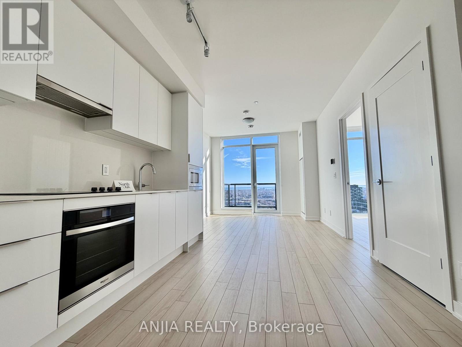 1607 - 3071 Trafalgar Rd Road, Oakville, Ontario  L6H 8C6 - Photo 5 - W12650330