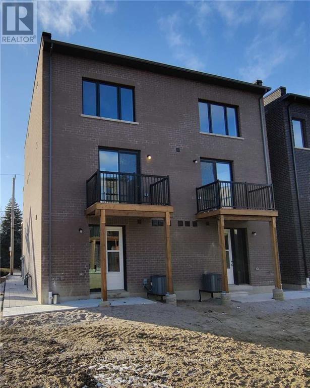 Upper - 9 Blackstone Street, Toronto, Ontario  M6L 0A3 - Photo 2 - W12650332