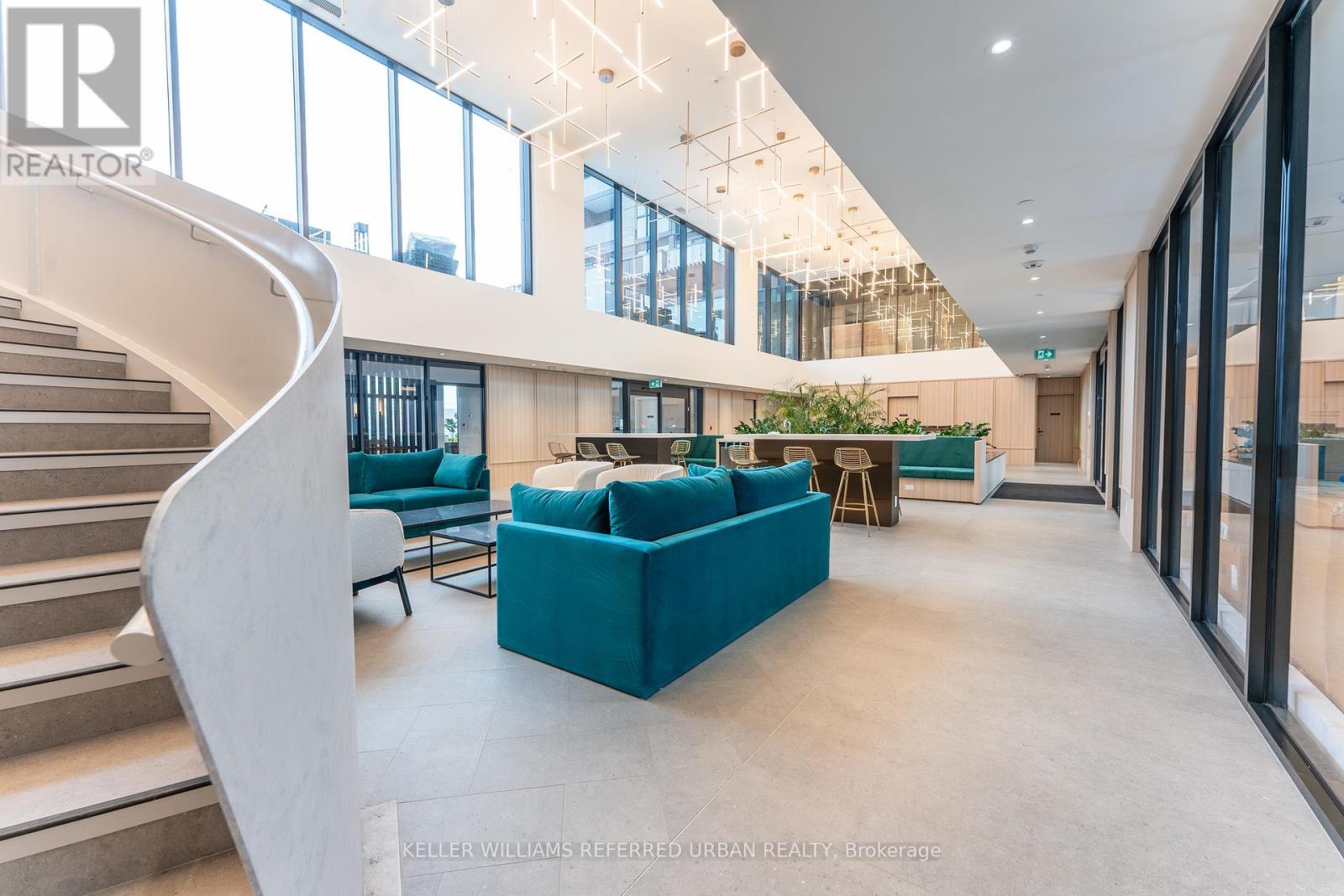 1511 - 3079 Trafalgar Road, Oakville, Ontario  L6H 8C5 - Photo 3 - W12650344