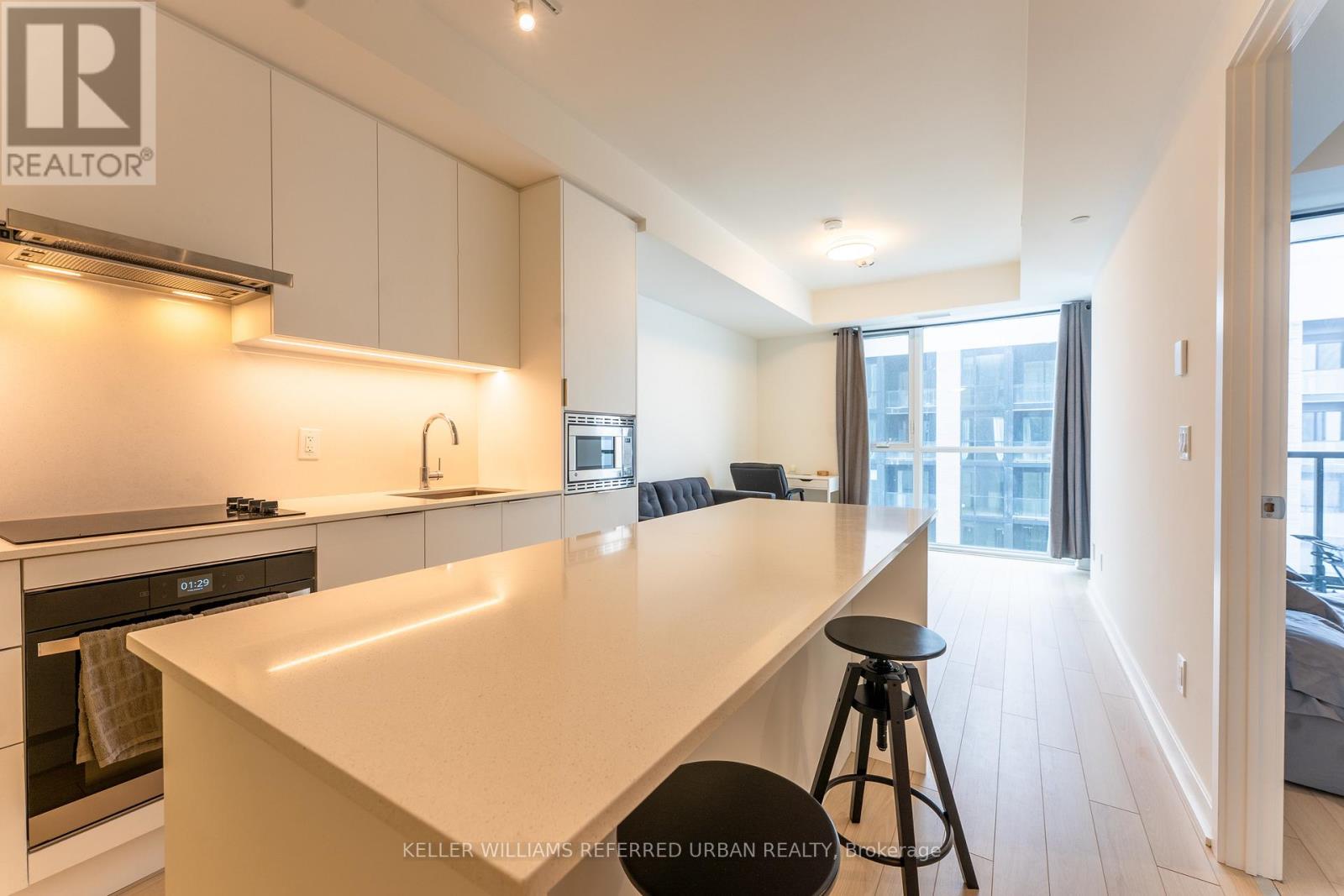 1511 - 3079 Trafalgar Road, Oakville, Ontario  L6H 8C5 - Photo 4 - W12650344