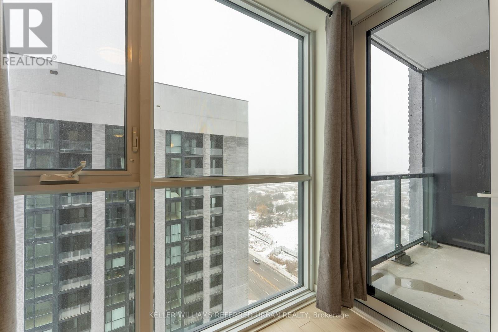 1511 - 3079 Trafalgar Road, Oakville, Ontario  L6H 8C5 - Photo 6 - W12650344