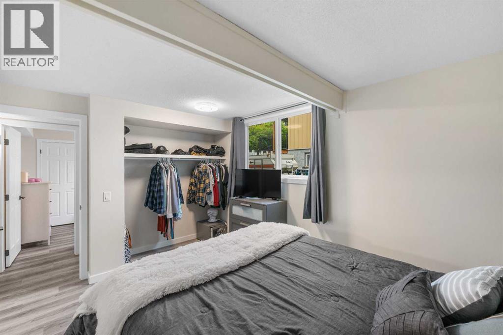 615 Sabrina Road Sw, Calgary, Alberta  T2W 1Y7 - Photo 14 - A2272626