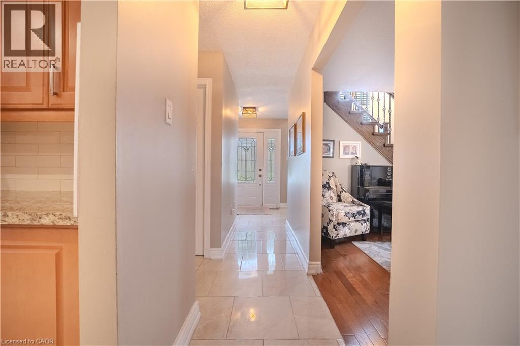 139 Brigade Drive, Hamilton, Ontario  L9B 2B9 - Photo 9 - 40791143