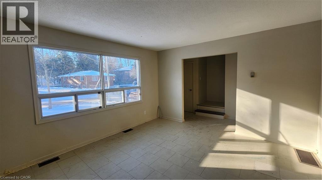 57-59 Oakwood Avenue, Simcoe, Ontario  N3Y 1H6 - Photo 17 - 40793585