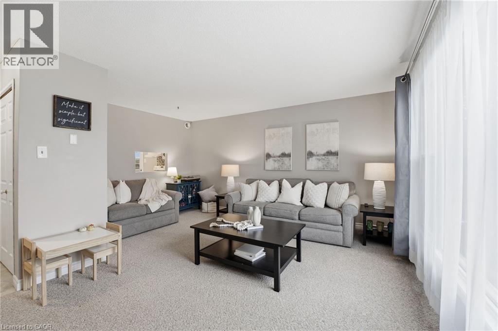 11 Hillbrook Crescent, Kitchener, Ontario  N2N 1J4 - Photo 3 - 40784772