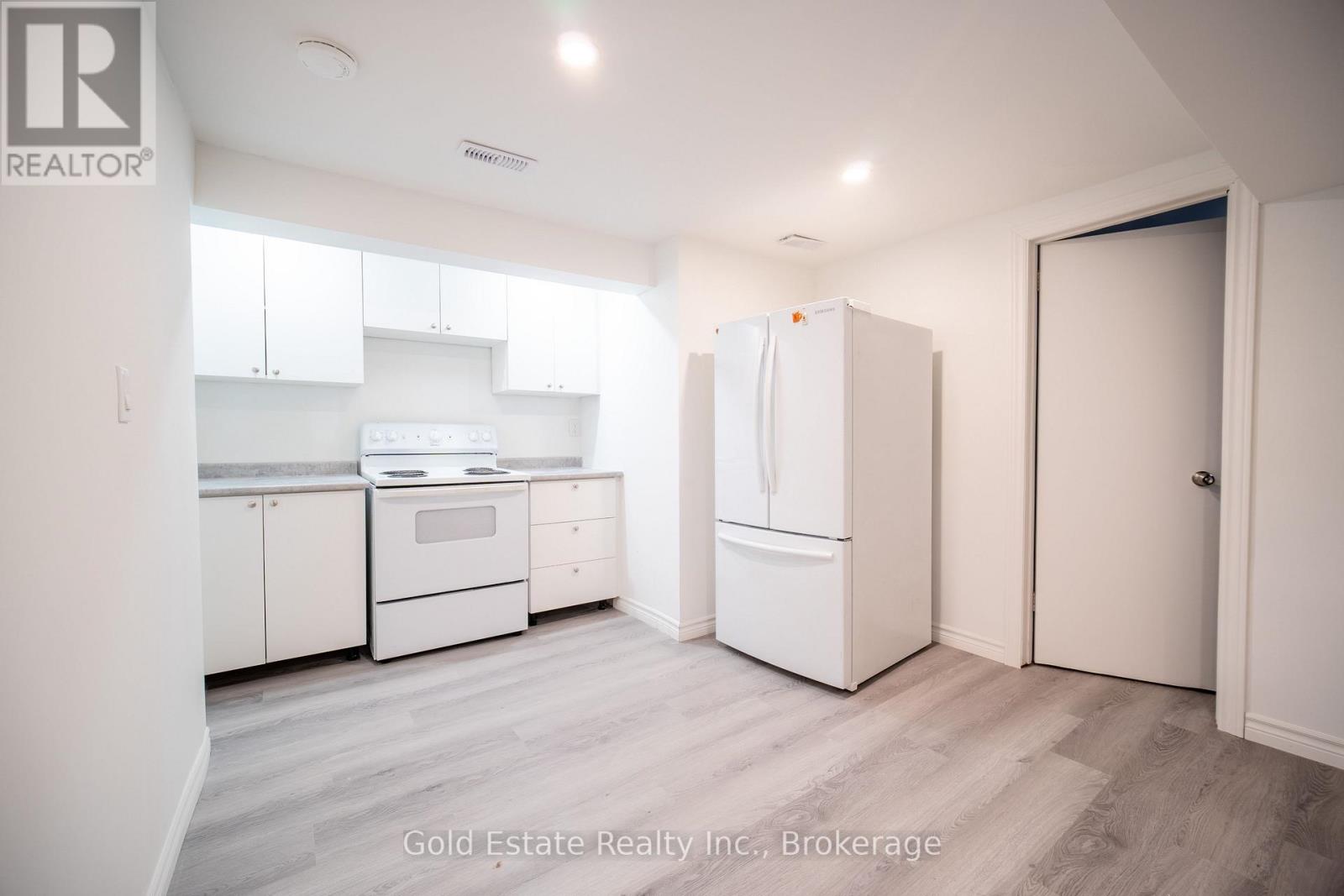 10 Monroe Street N, Cambridge, Ontario  N1R 2C5 - Photo 37 - X12650366