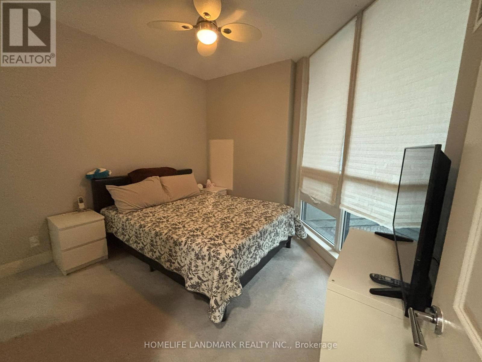 401 - 1185 The Queensway, Toronto, Ontario  M8Z 0C6 - Photo 8 - W12650376