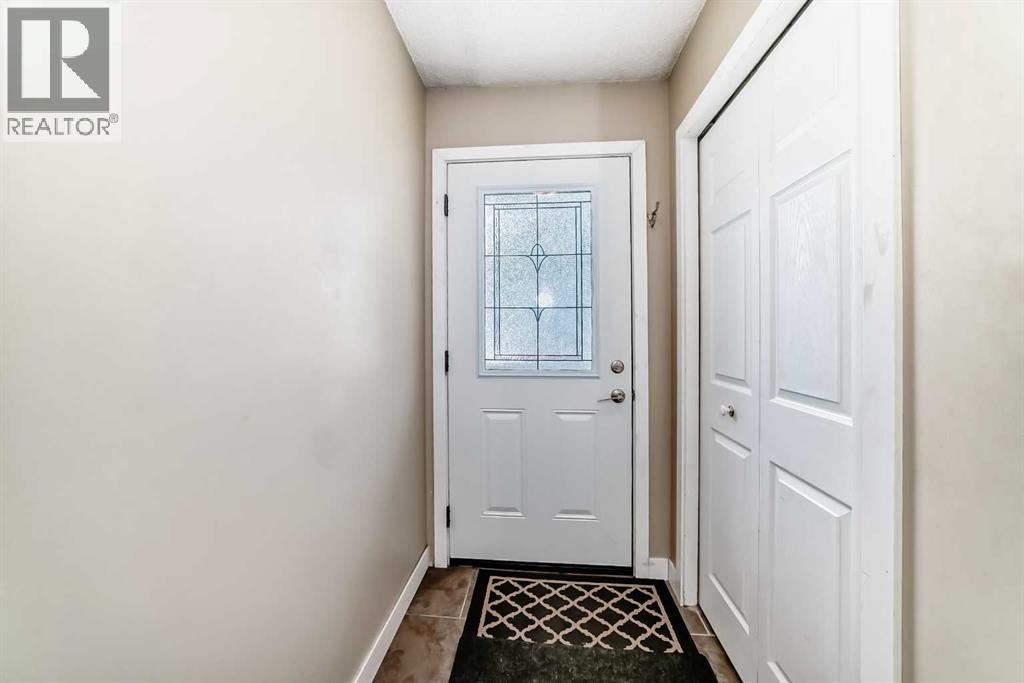 148 Pinemill Mews Ne, Calgary, Alberta  T1Y 4R6 - Photo 14 - A2217421