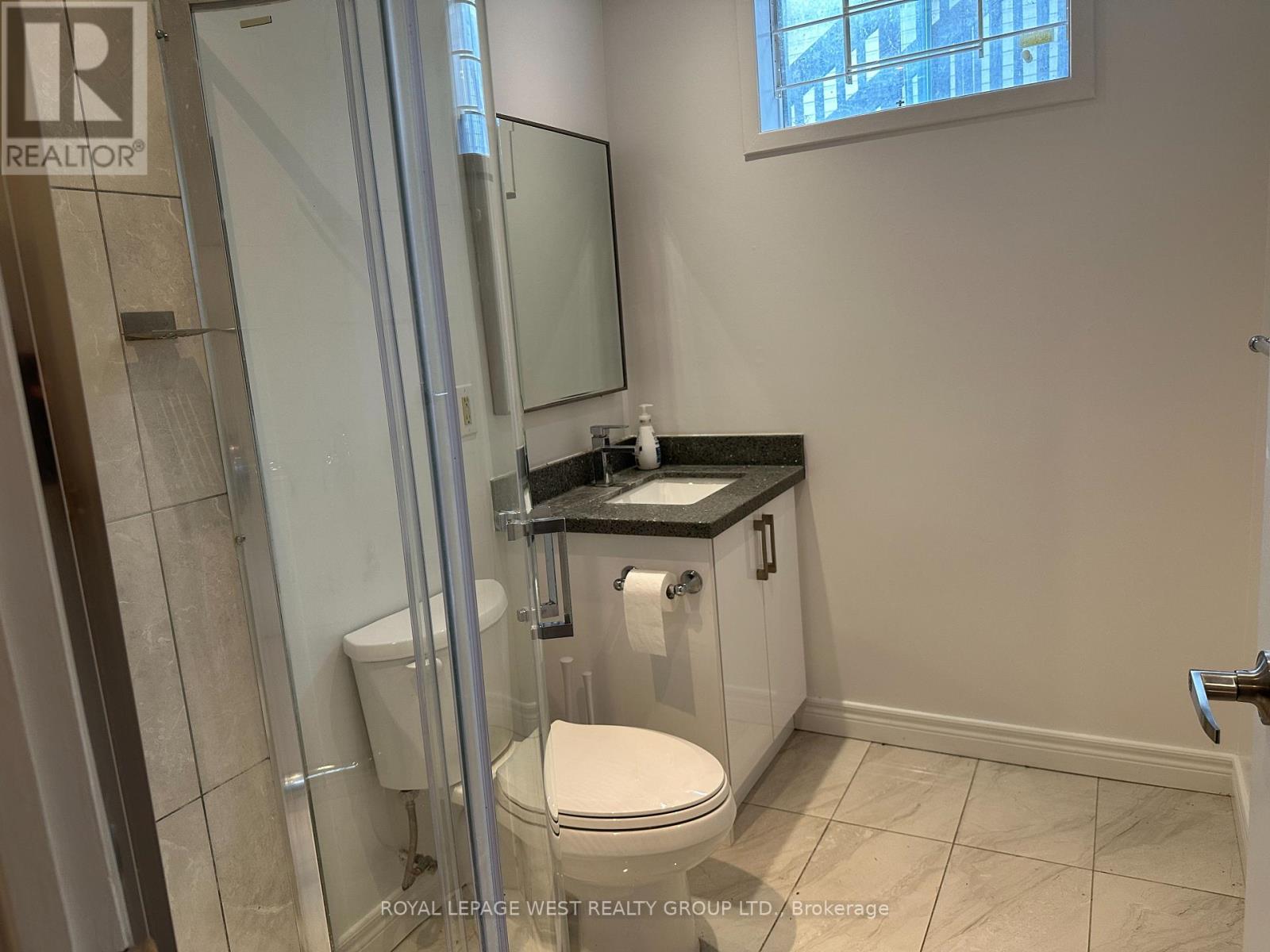 Lower - 1294 Forest Hill, Oakville, Ontario  L6H 2S4 - Photo 5 - W12608828