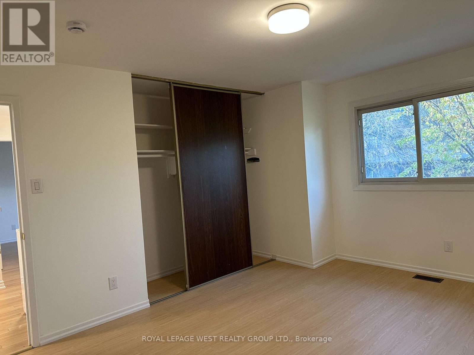 Upper - 1294 Forest Hill, Oakville, Ontario  L6H 2S4 - Photo 11 - W12608830