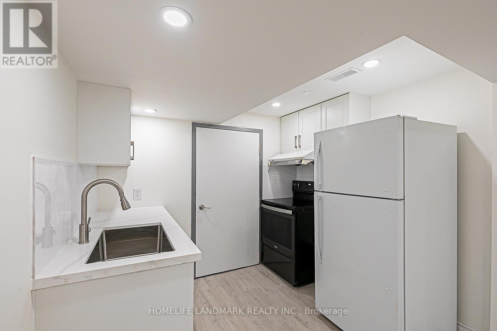 612 Van Horne Avenue, Toronto, Ontario  M2J 2V4 - Photo 40 - C12650390