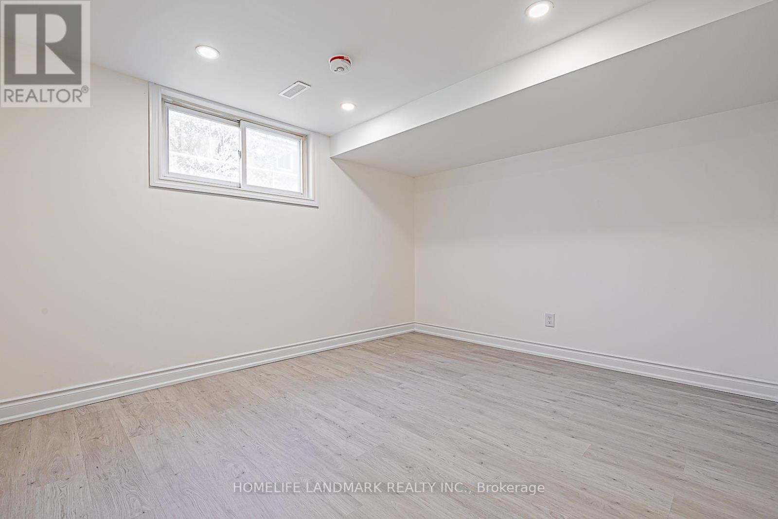 612 Van Horne Avenue, Toronto, Ontario  M2J 2V4 - Photo 43 - C12650390