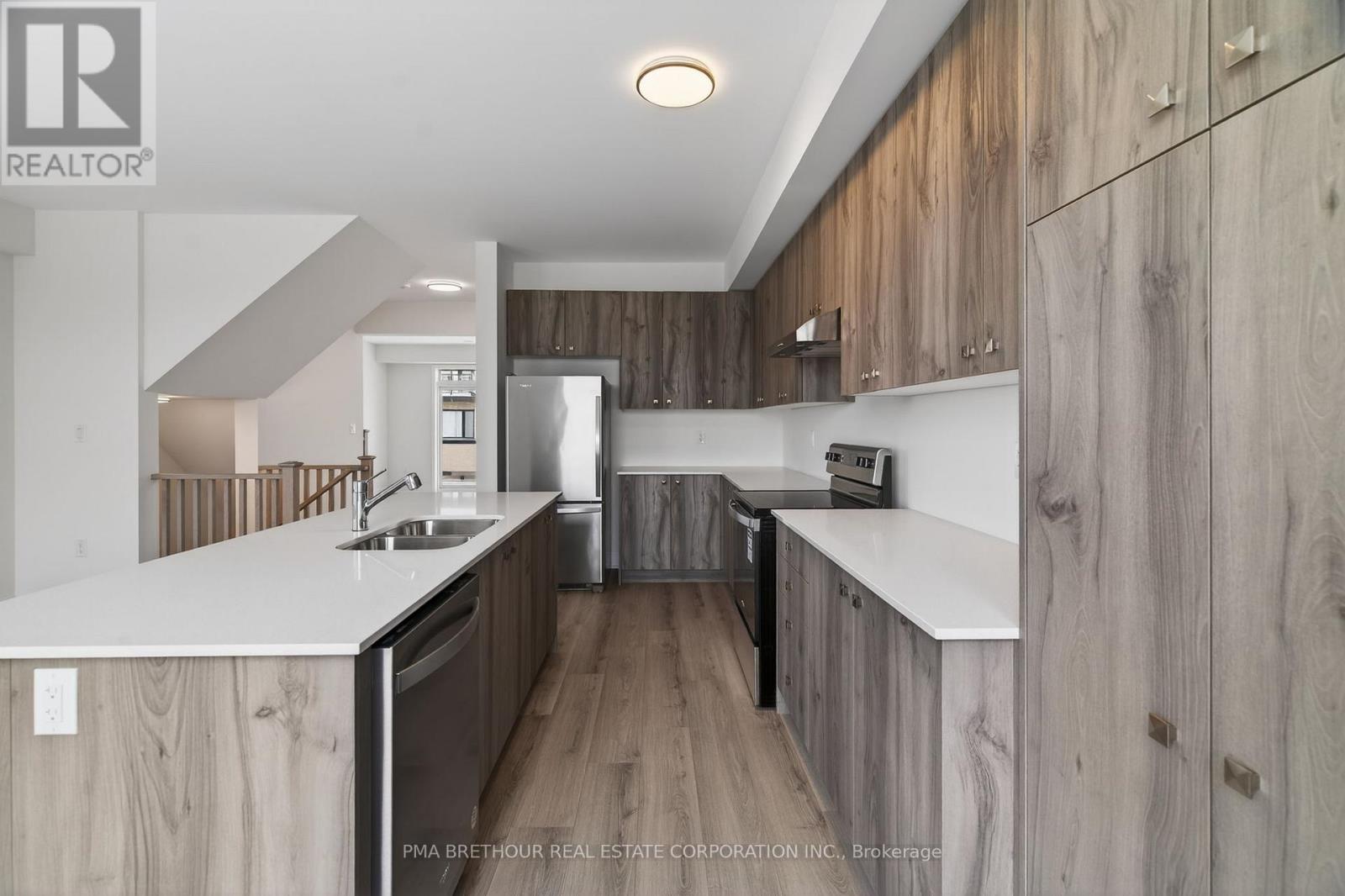 12 Lively Way, Whitby, Ontario  L1R 0S3 - Photo 16 - E12650392