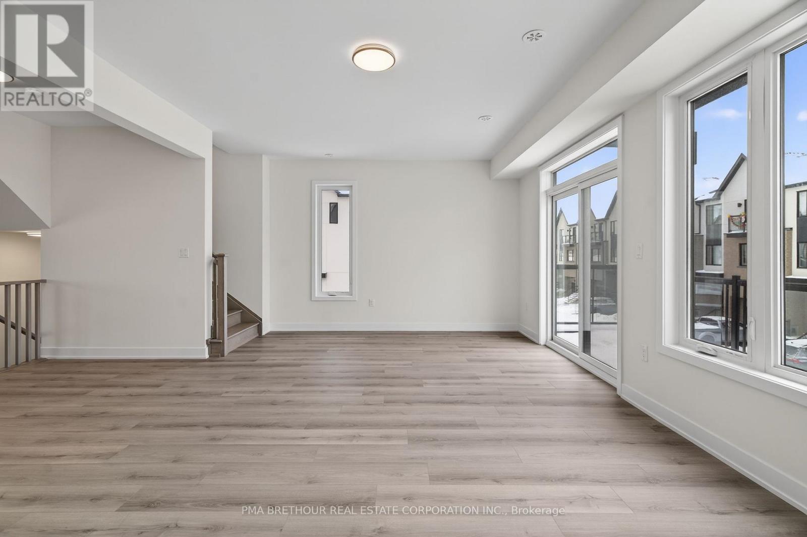 12 Lively Way, Whitby, Ontario  L1R 0S3 - Photo 24 - E12650392