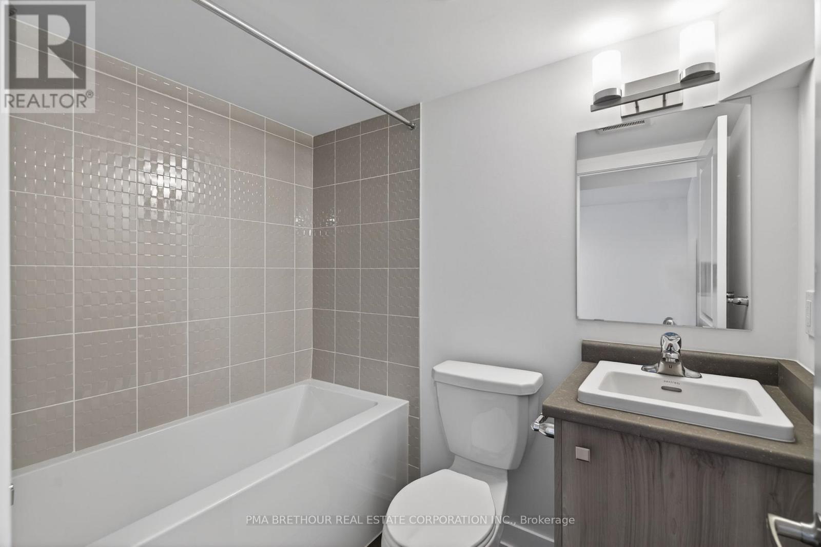 12 Lively Way, Whitby, Ontario  L1R 0S3 - Photo 38 - E12650392