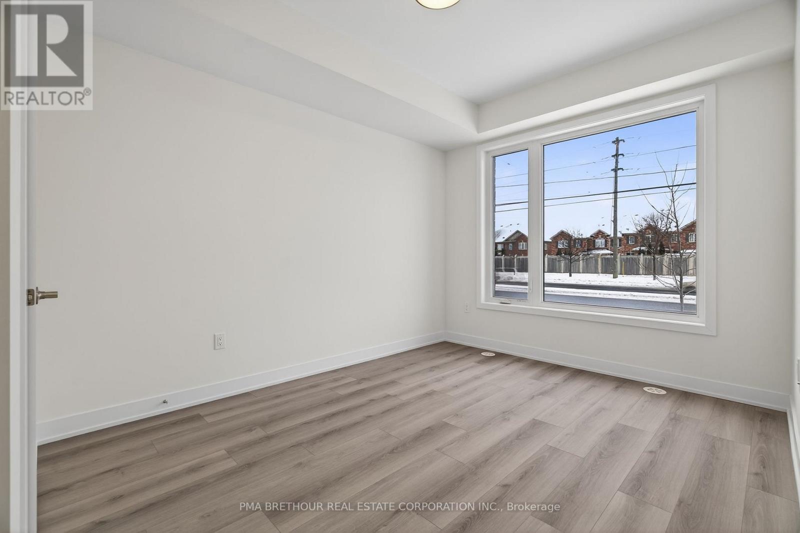 12 Lively Way, Whitby, Ontario  L1R 0S3 - Photo 7 - E12650392