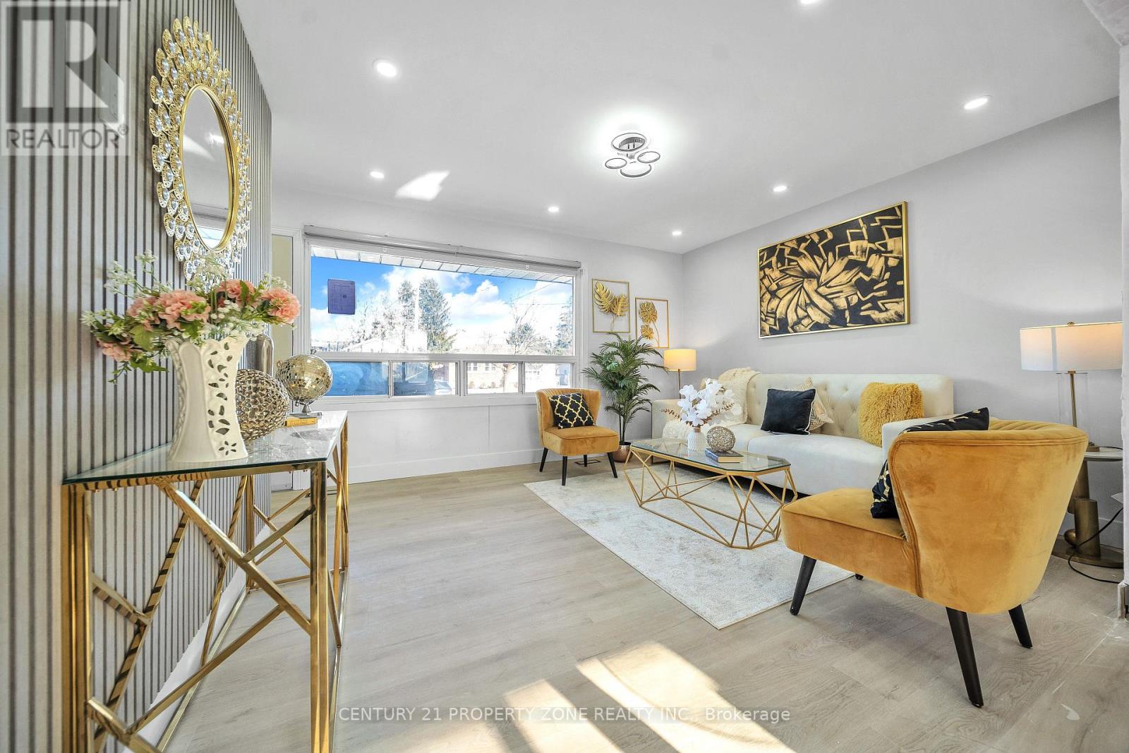 102 Prince Charles Drive, Halton Hills, Ontario  L7G 3V6 - Photo 10 - W12650388