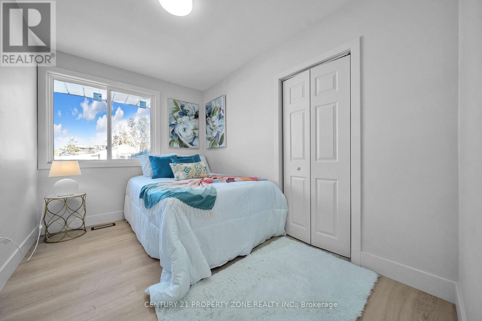 102 Prince Charles Drive, Halton Hills, Ontario  L7G 3V6 - Photo 17 - W12650388