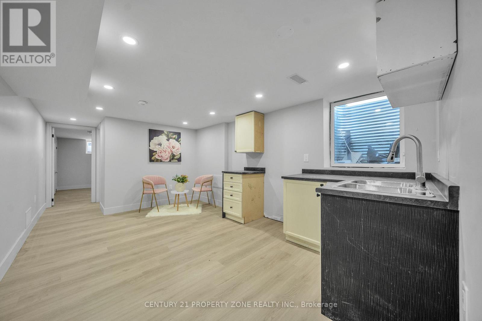 102 Prince Charles Drive, Halton Hills, Ontario  L7G 3V6 - Photo 24 - W12650388