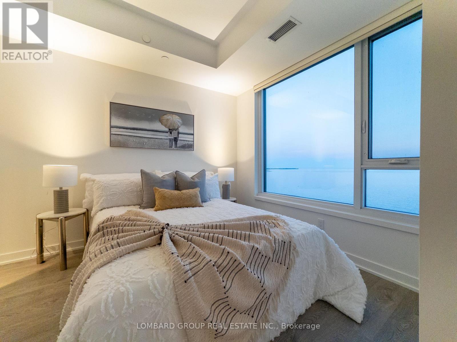 2508 - 1928 Lake Shore Boulevard W, Toronto, Ontario  M6S 0B1 - Photo 7 - W12650396